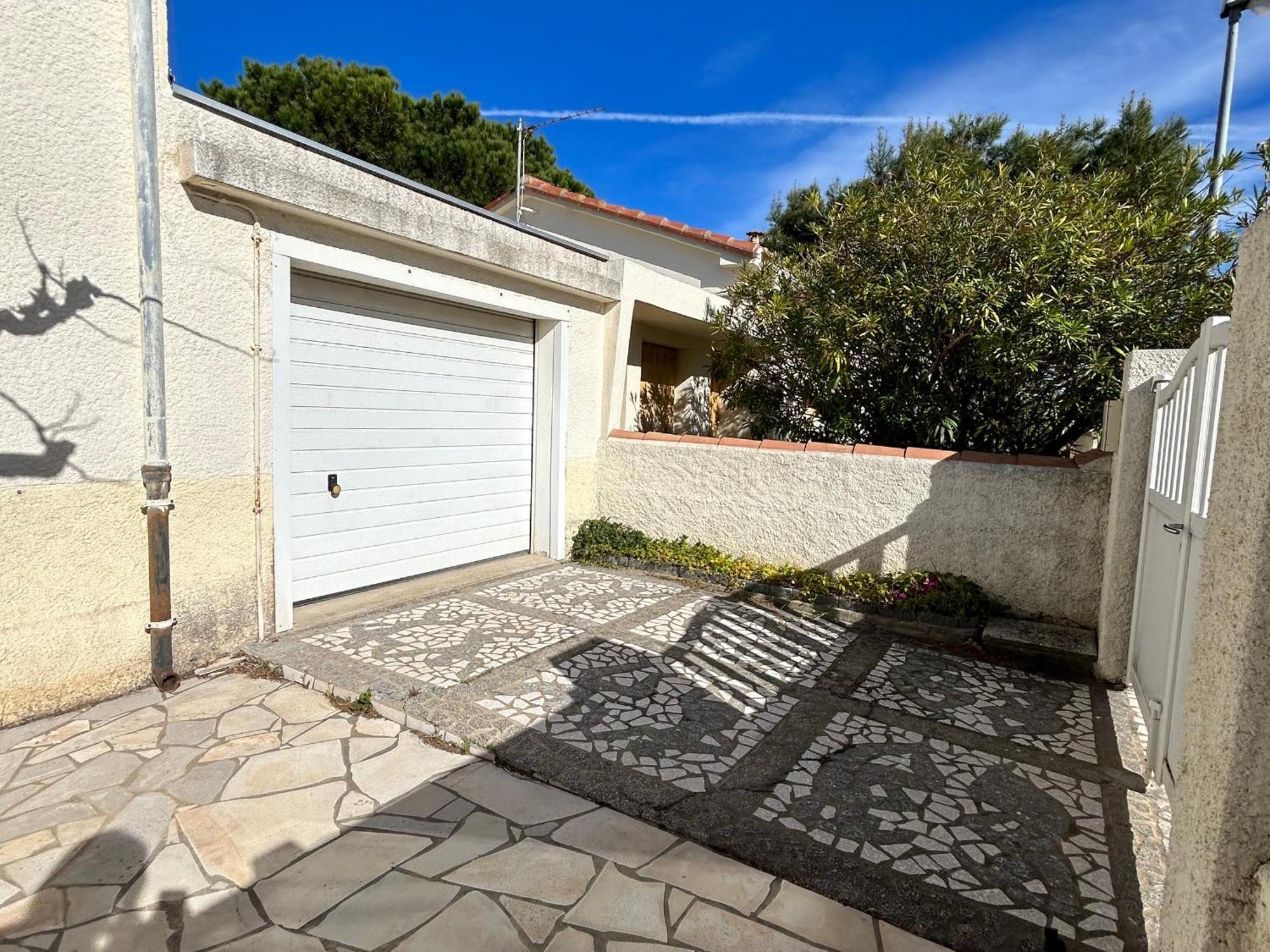 Maison Familiale A Saint-cyprien, Proche Et Commerces - Fr-1-732-75 Saint-Cyprien (Pyrenees-Orientales)